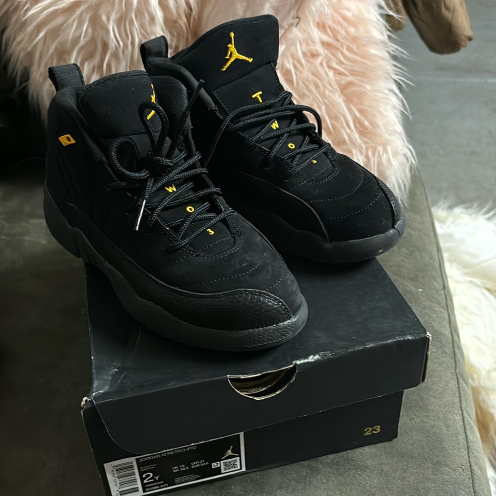 Jordan 12s